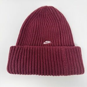 Nike Swoosh Logo Knit Hat